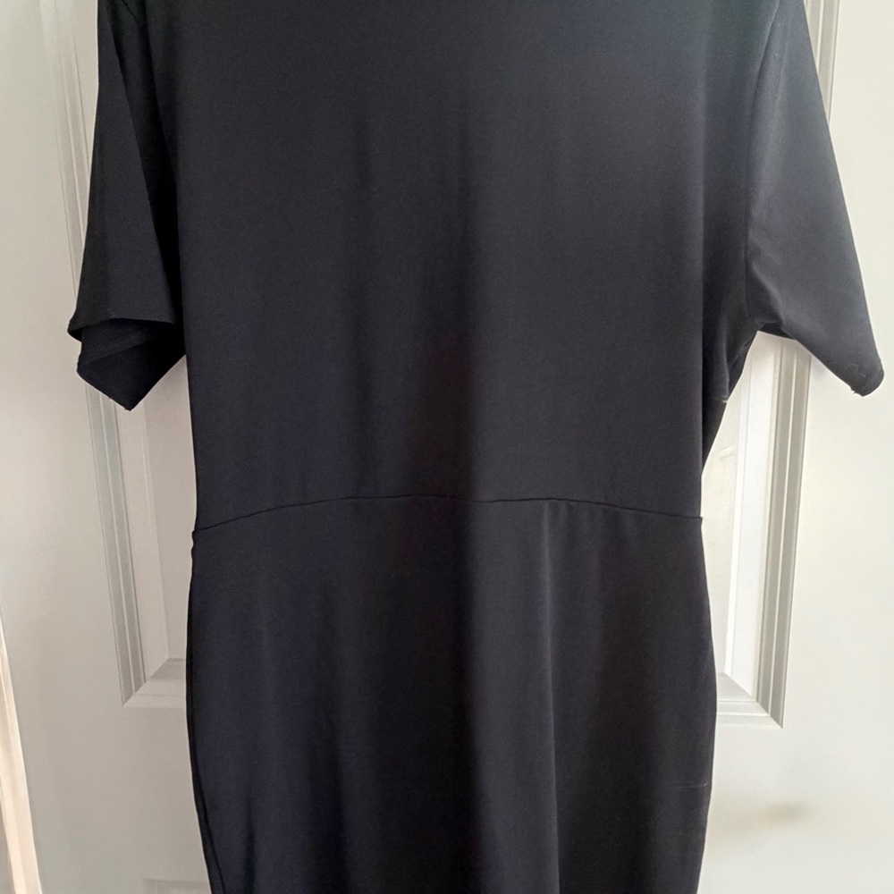 Black Short Sleeve Dress